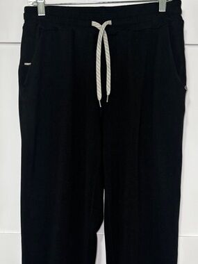 Vuori Ponto Pants Mens M Black Drawstring Performance Joggers Lounge Athleisure